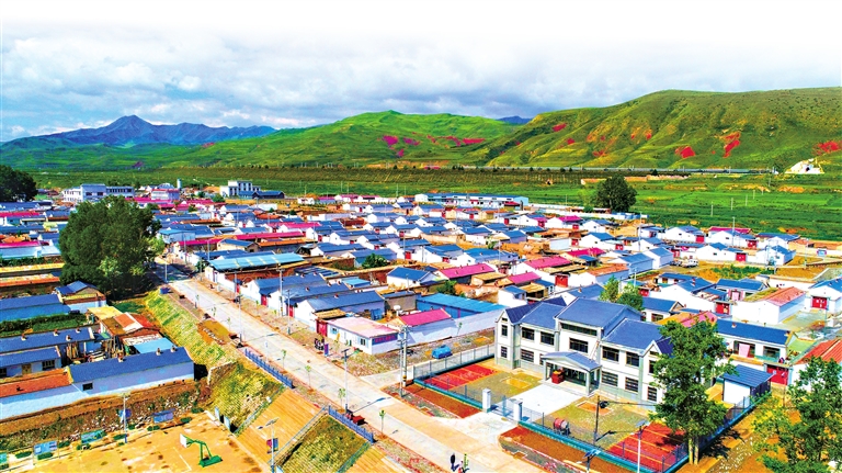 積極引導產業創新 實現“造血式”脫貧